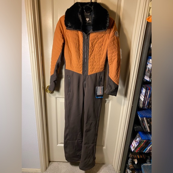 NWT never worn Obermeyer Katze women’s size 8 SHORT SKI SUIT - Picture 4 of 16